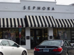 Greenwich Avenue 001